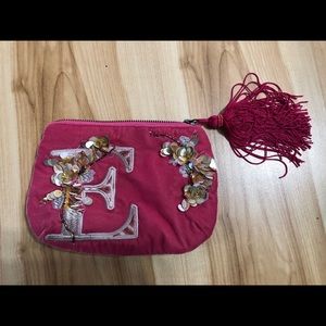 3/$30 ✨ Pink ‘E’ Tassel Purse